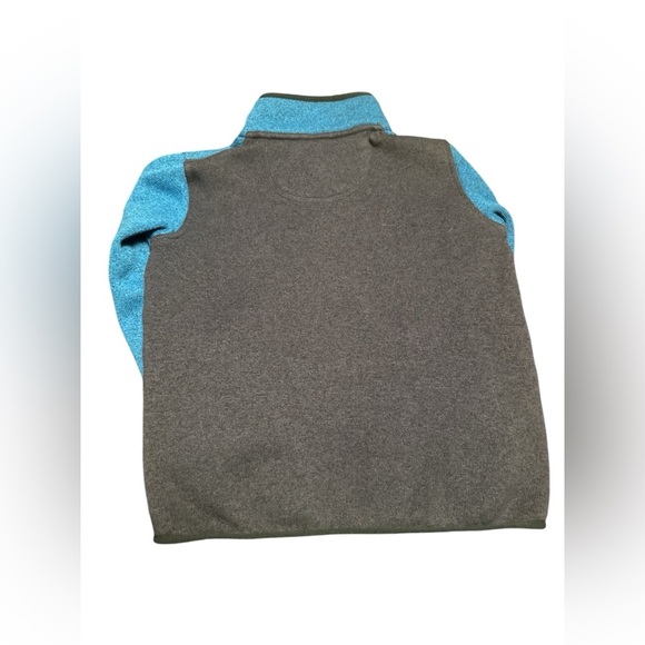 LL Bean 100% Polyester Youth Half button up in Size M10-12 - Picture 2 of 5